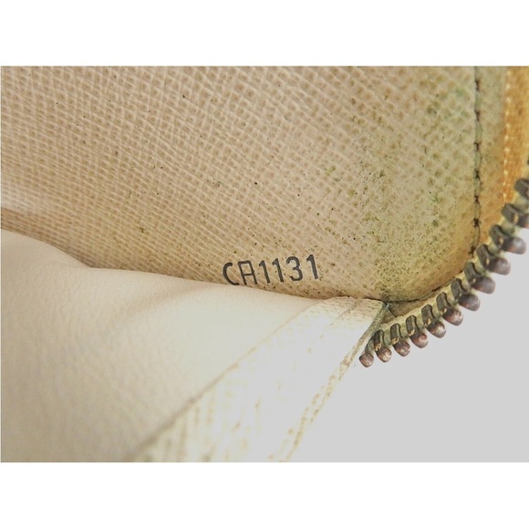 Louis Vuitton Damier Azur Canvas Wallet - Picture 14 of 16